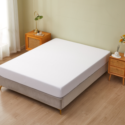 LIFE T-250 Fitted Sheet White